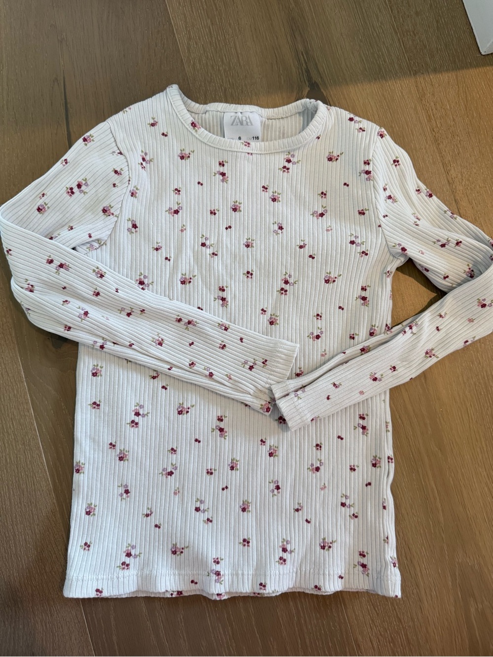 Zara White Ribbed Long Sleeve Top with Pink Floral Motif